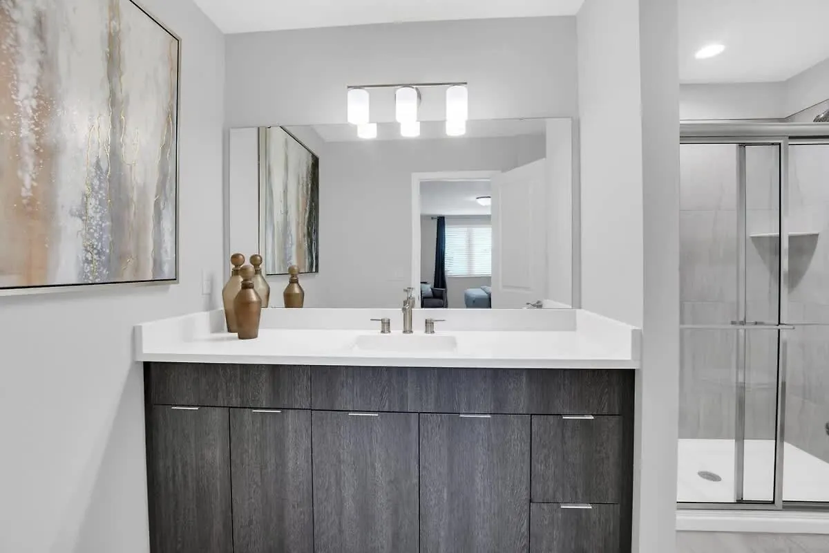 Holiday home Super Style - 7Bdrs 8Bas - Lux Finishings & Pool Villa Davenport United States