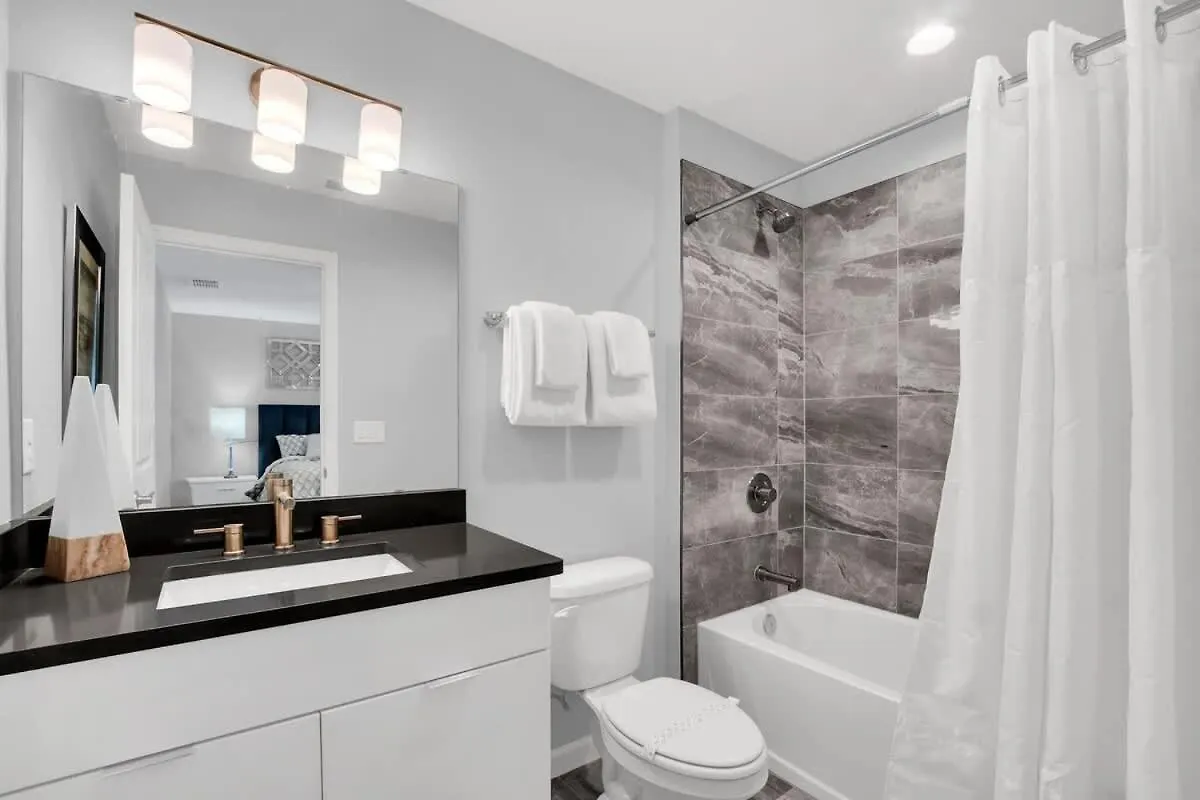 Super Style - 7Bdrs 8Bas - Lux Finishings & Pool Villa Davenport