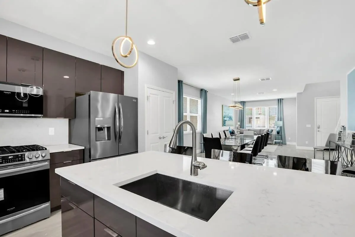 Super Style - 7Bdrs 8Bas - Lux Finishings & Pool Villa Davenport