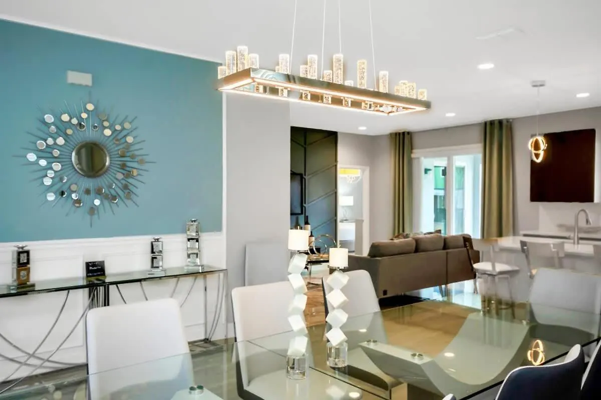 Holiday home Super Style - 7Bdrs 8Bas - Lux Finishings & Pool Villa Davenport